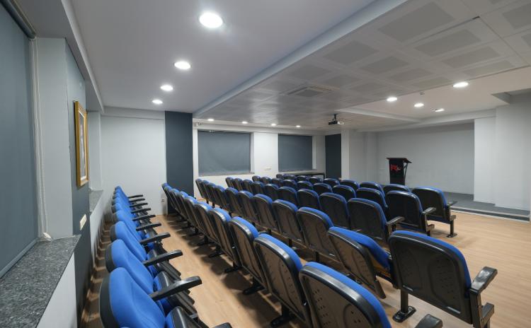 Konferans Salonu